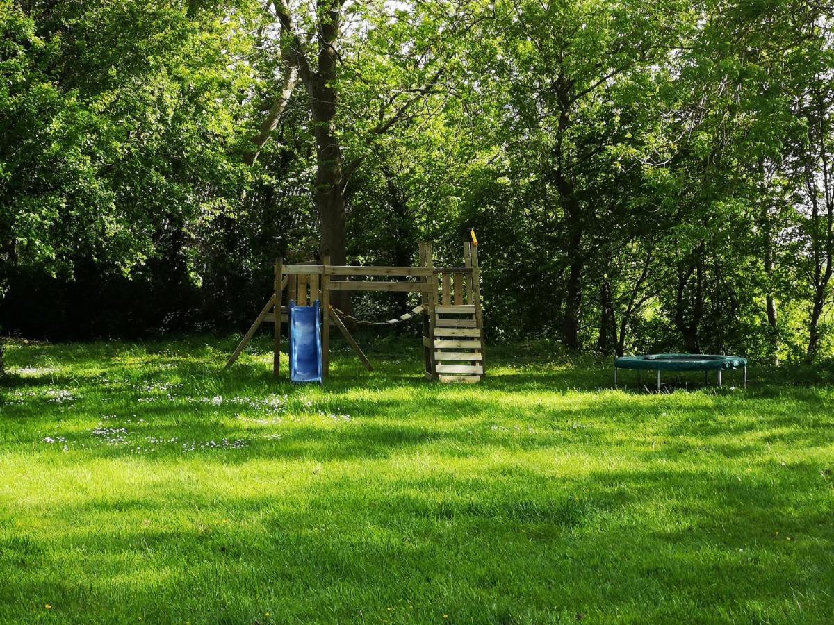 Landhaus Kaisershof - Ferienwohnungen Auf Dem Land Schillig Eksteriør bilde